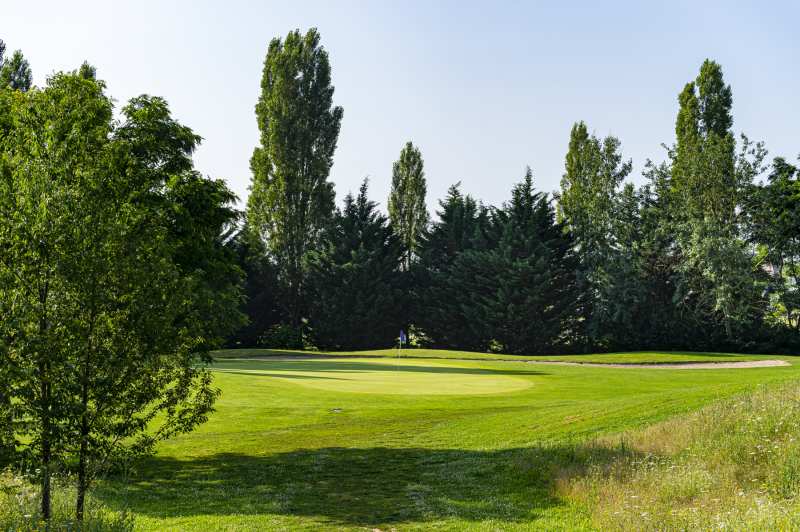 Ainsi le golf, s'est enrichi de 4 nouveaux trous