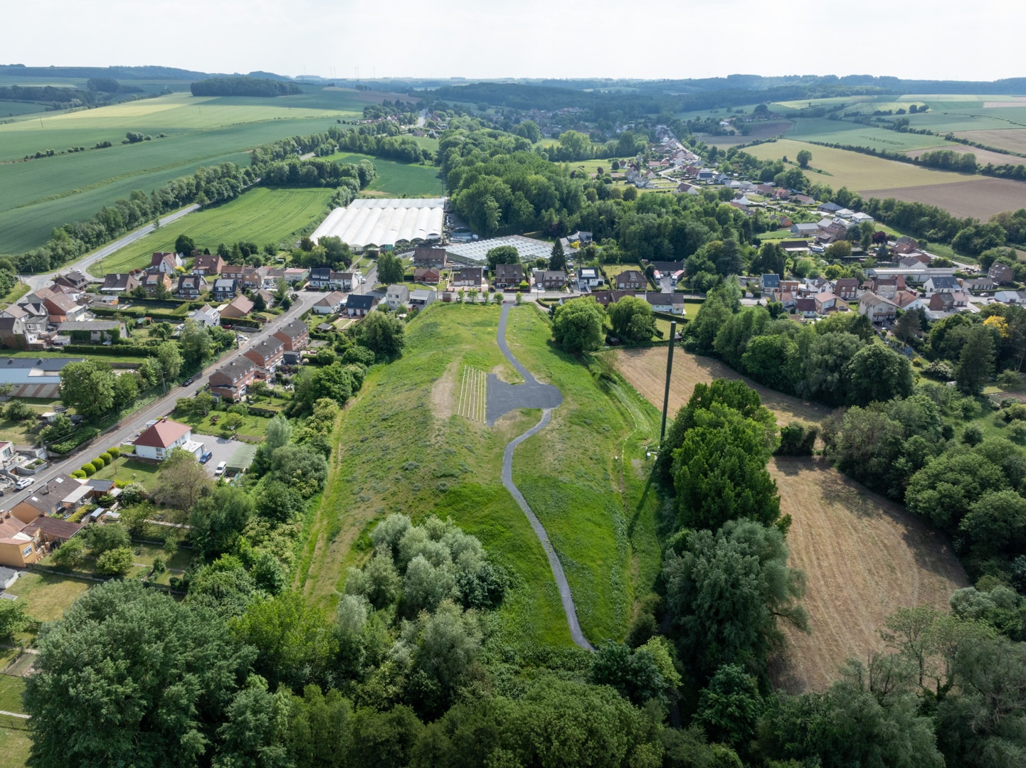 Houdain, aménagement du parc de la Chaussée Brunehaut