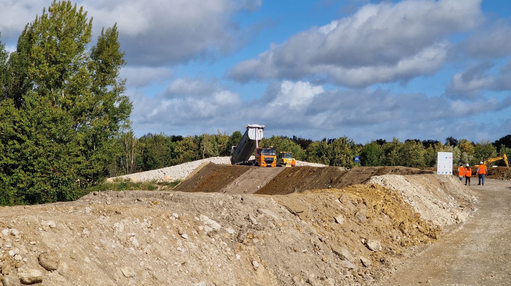 Zone déchargement des terres à Coubert